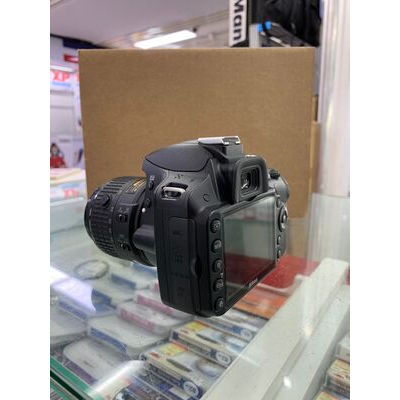 imagem do produto Nikon D3200 com Lente 18-55mm VR Usada - Aprox 6k - Nikon